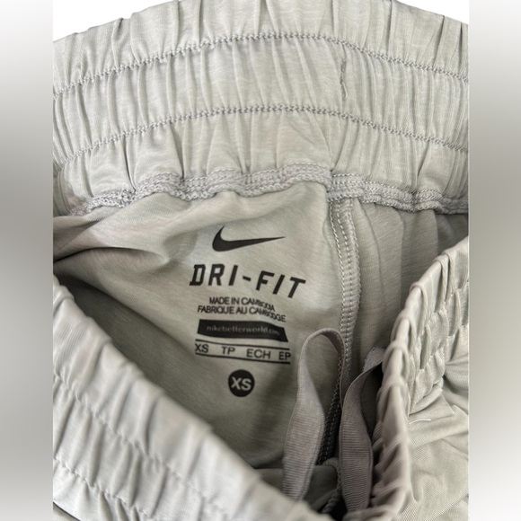 Nike Avant Capri - Picture 5 of 5